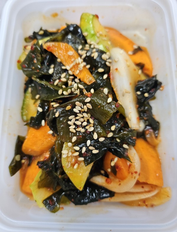 미역초무침